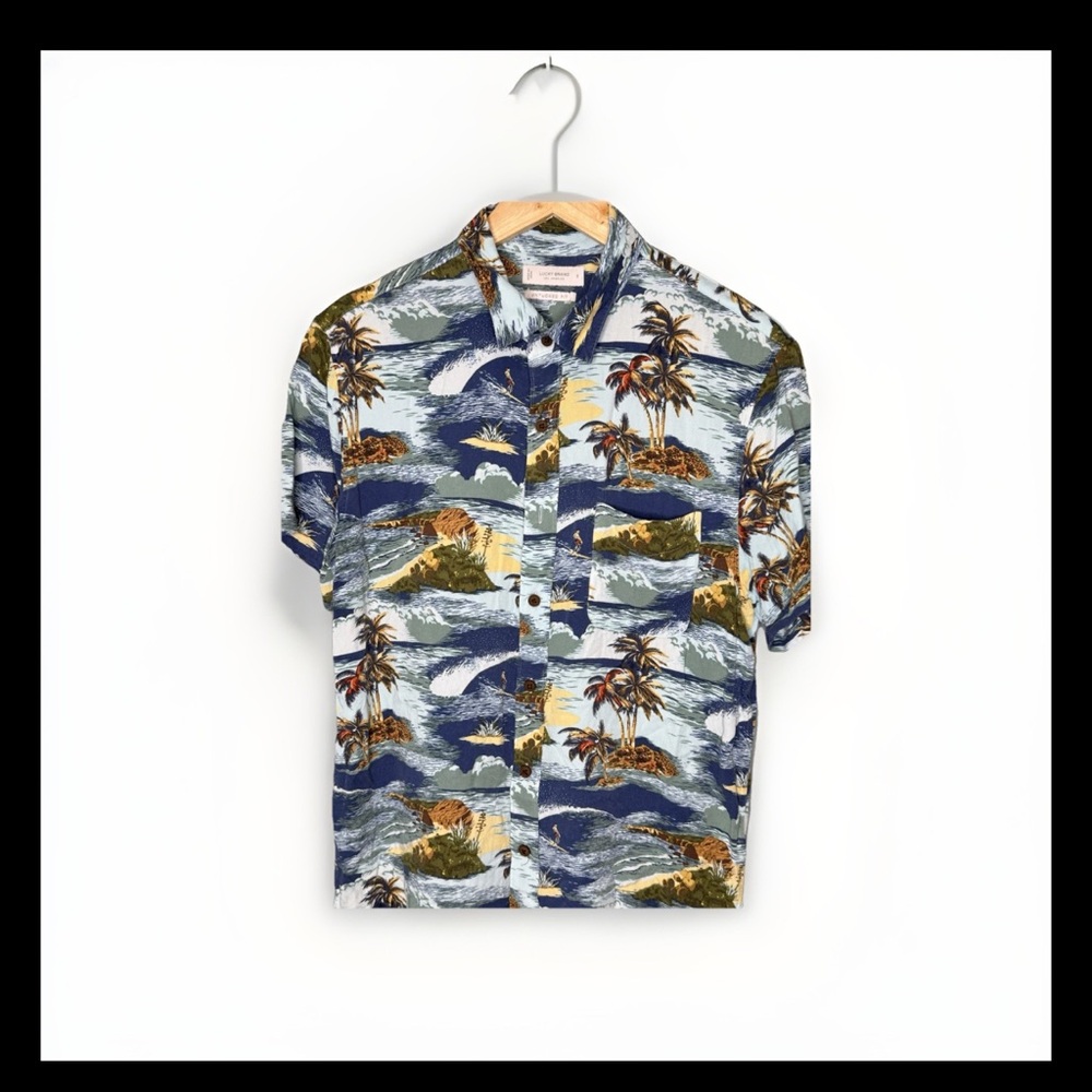 Lucky Brand Blue and Green Casual Button Down Shirt 146